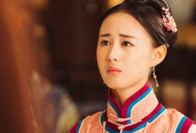 豪格的母亲是是皇太极的第二任大妃乌拉那拉氏生的孩子,在他出生的