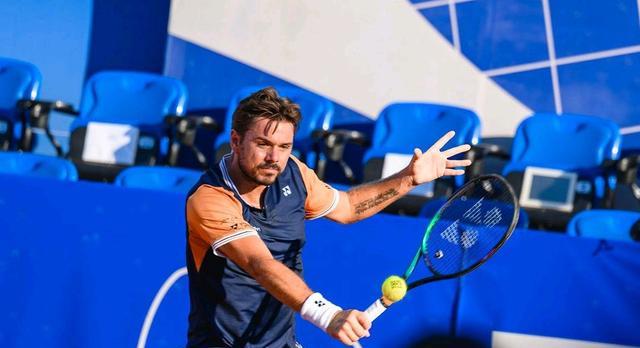 荣誉等身的瓦林卡,前几年受困于断断续续的伤病,本以为斯坦会选择退役