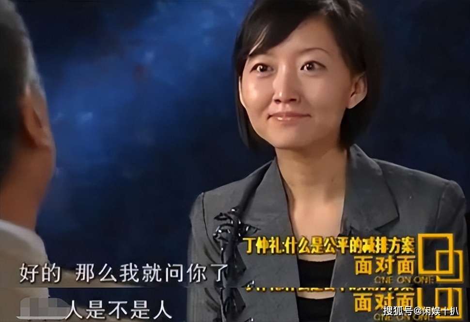 她是央视主持,节目被停播后,38岁退出央视在国外开启第二人生?