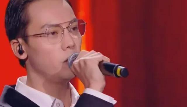 王菲谢霆锋同台,魏大勋刘恺威同框_表演_陈伟霆_不知道