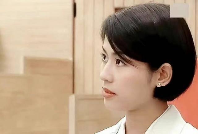 曾是张卫健女友,一人带火多人_宣萱_作品_媒体