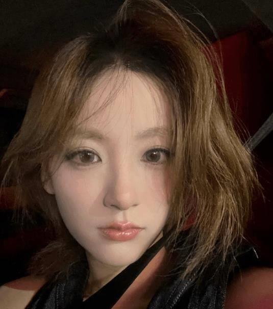 确定女孩就是qko之后,一切就都说明白了——赵雷或许不是"r1se里为数