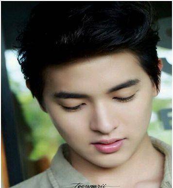 《炽爱游戏》完结之后,jamesjirayu新剧开机这次是和ice 搭档_玫瑰