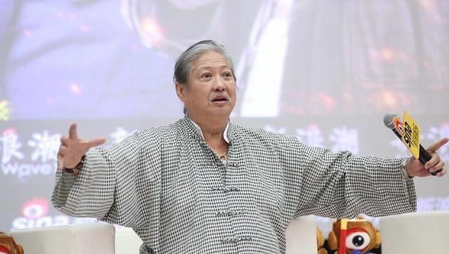 洪金宝庆贺67岁生日方式很独特,大背头造型精神焕发_大哥_成龙_网友