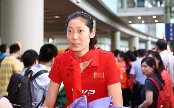 在女排大冠军杯朱婷似乎像是一个战神般的存在_进攻_比赛_比分