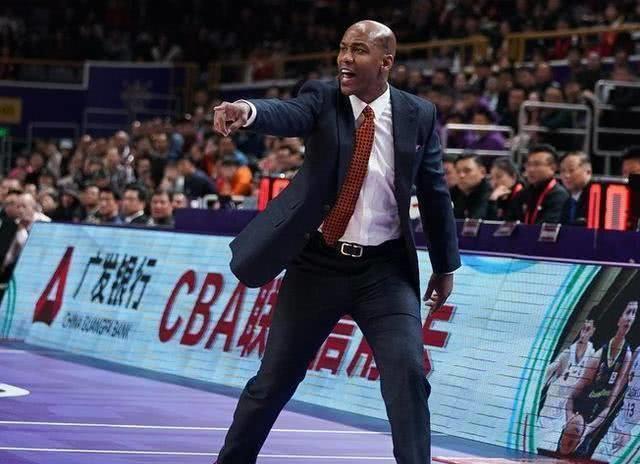 这样的北控新赛季可以走多远,马布里这是在打造新八一队吗_孙悦_球员