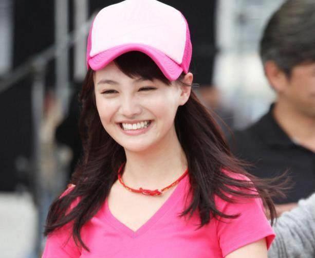 最红最热的女明星,原来古力娜扎第一,你们服吗?_张翰_人气_沈梦辰