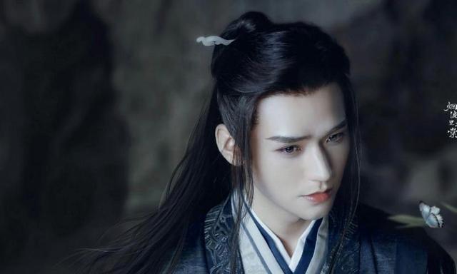 俊子有时候像极了刻意营业,但是我觉得张老师居然愿意去交龚俊这个人