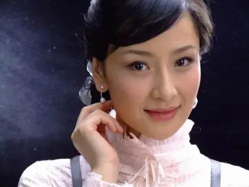 孙宁:告别球星初恋,和大9岁王学兵离婚,如今43岁感情成迷_成为了_事业