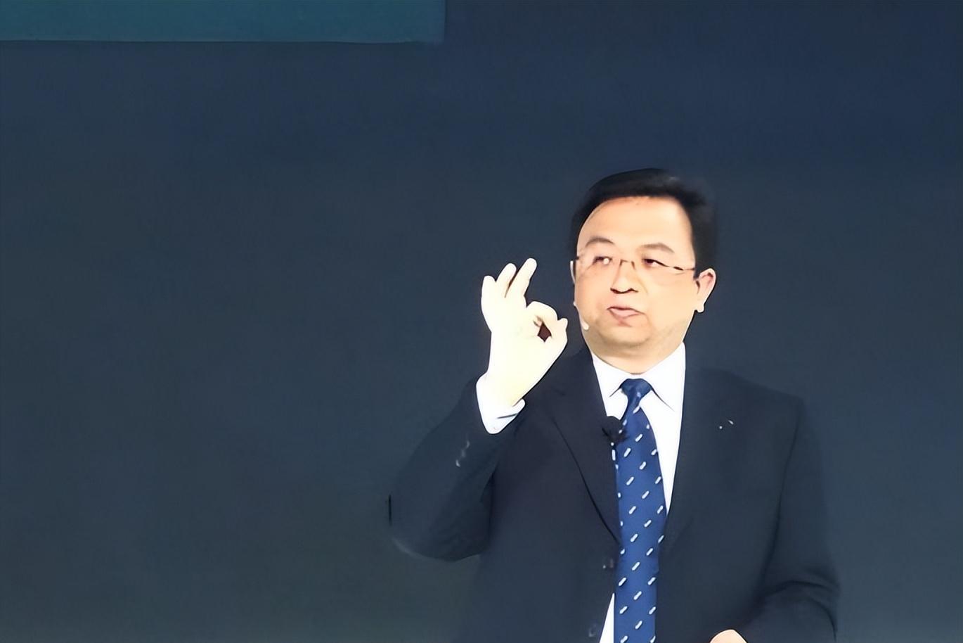 13岁丧父15岁丧母,嫂子卖嫁妆供学,靠山寨给兄嫂买别墅_王传方_张菊秀