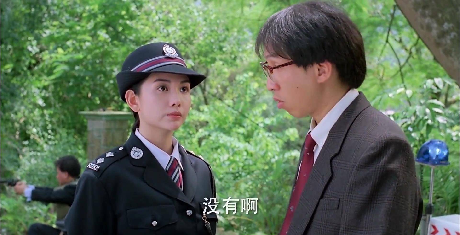 这部《逃学英雄传》风格和剧情跟《逃学威龙》类似,集结了郭富城