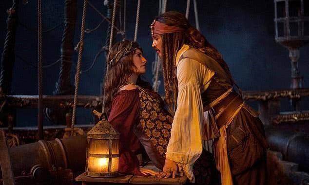 《死侍》编剧重启《加勒比海盗6》,约翰尼德普将不再担任主演_迪士尼