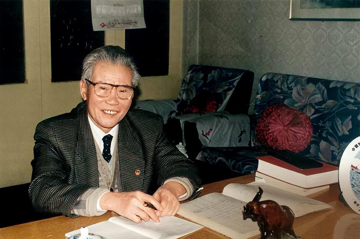 核潜艇之父彭士禄,到安徽小伙自研潜艇,中国的海下梦一直在路上_海军