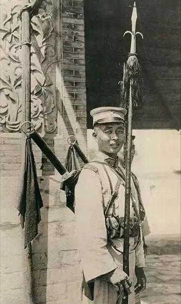 手枪队,民国军阀的压箱底老本,究竟有多强悍_甘肃_驳壳枪_刘郁芬