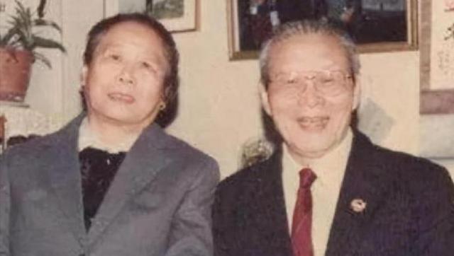 得知丈夫已死,她携6子女改嫁,32年后再重逢,戳心称呼尽是成全_沈醉_粟