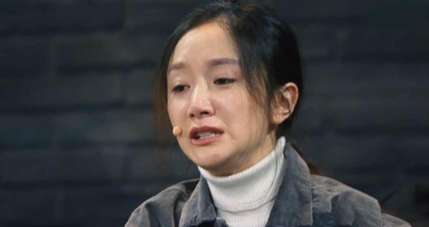 在大家视线中的李倩先是和郭京飞等人合作了一部网络悬疑剧《暗黑者》