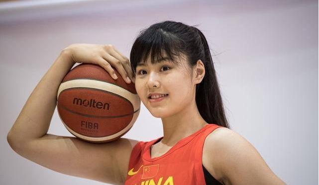 不过,相比于李月汝,女篮的刘雨桐就没有那么幸运了.