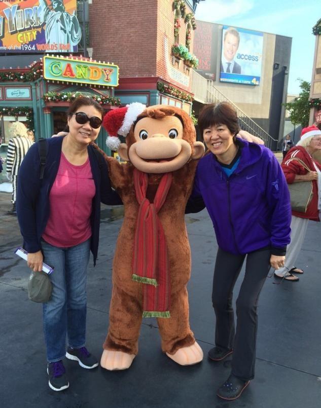 郎平在豪宅为老公做早餐!