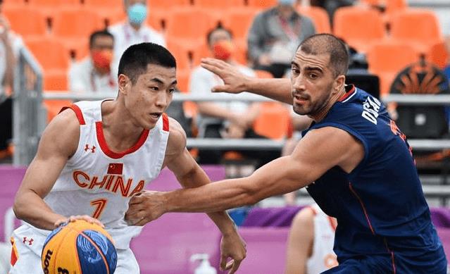 易建联接班人重返老东家,与昔日小弟再续辉煌_李慕豪_深圳队_北京队