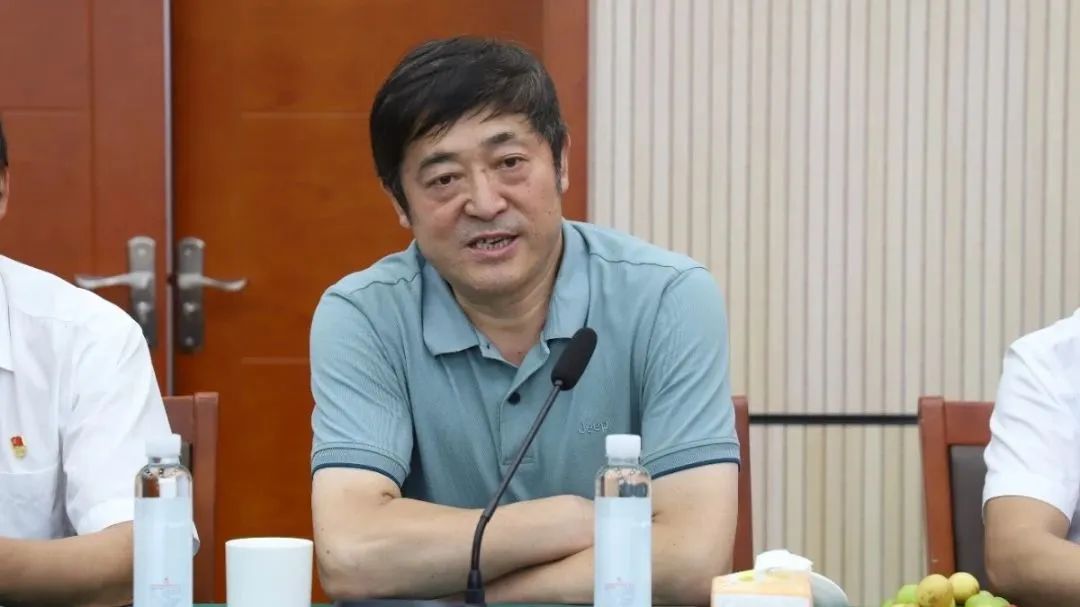 周霈 李思懿)2023年8月9日,原恩施医专历任校长何子瑛,牟来忠,张永高