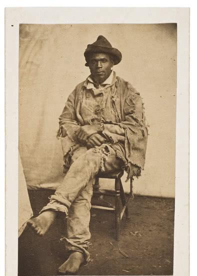 一张黑人奴隶的背部照片:在南北战争中,威力远胜任何火炮