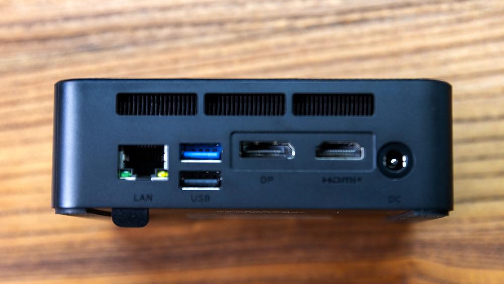 一大一小,一桌双工位配置,零刻ser5 r5-5500u和自组pc_主机_接口_桌面