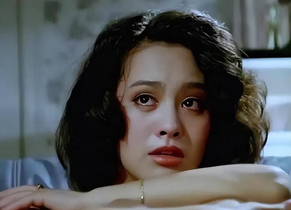 宁静街拍被嘲"孔女"?如何评价外观?_性格_美貌_女人