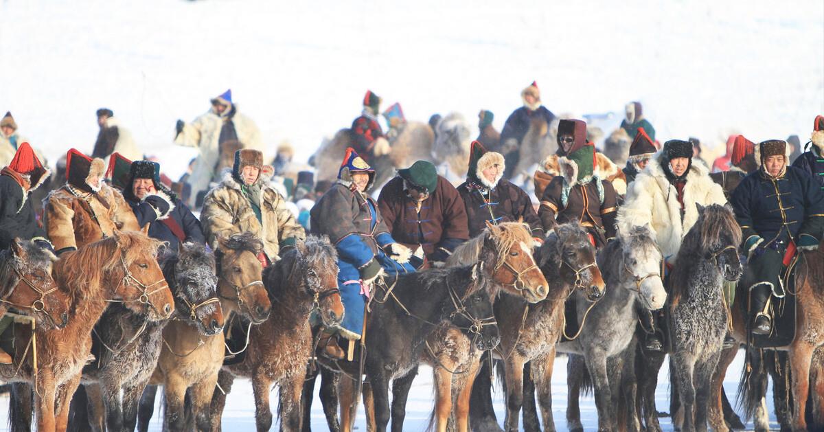 内蒙古,外蒙古,都以黄金家族后裔自居,谁才是蒙古的正统?