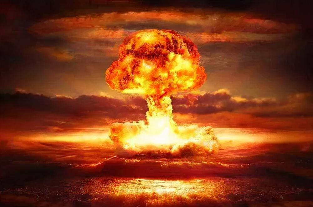 广岛民众庆祝占领南京,原子弹下无冤魂_日本_美国空军_侵略