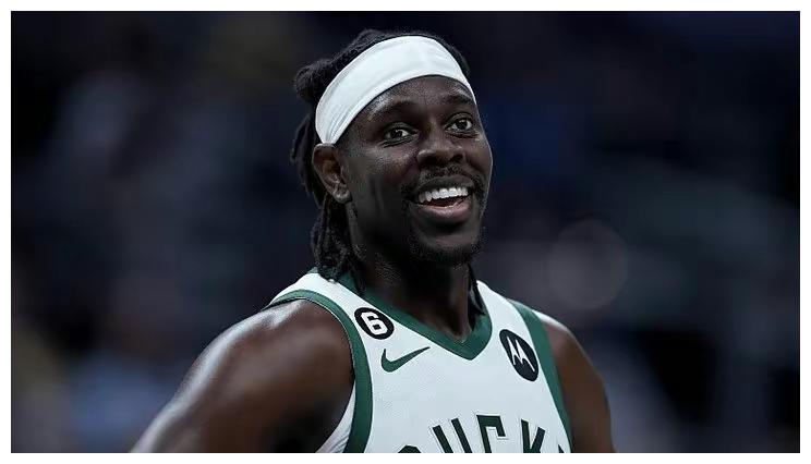 霍勒迪下赛季的年薪为3495万,有消息称追求霍勒迪最高1.