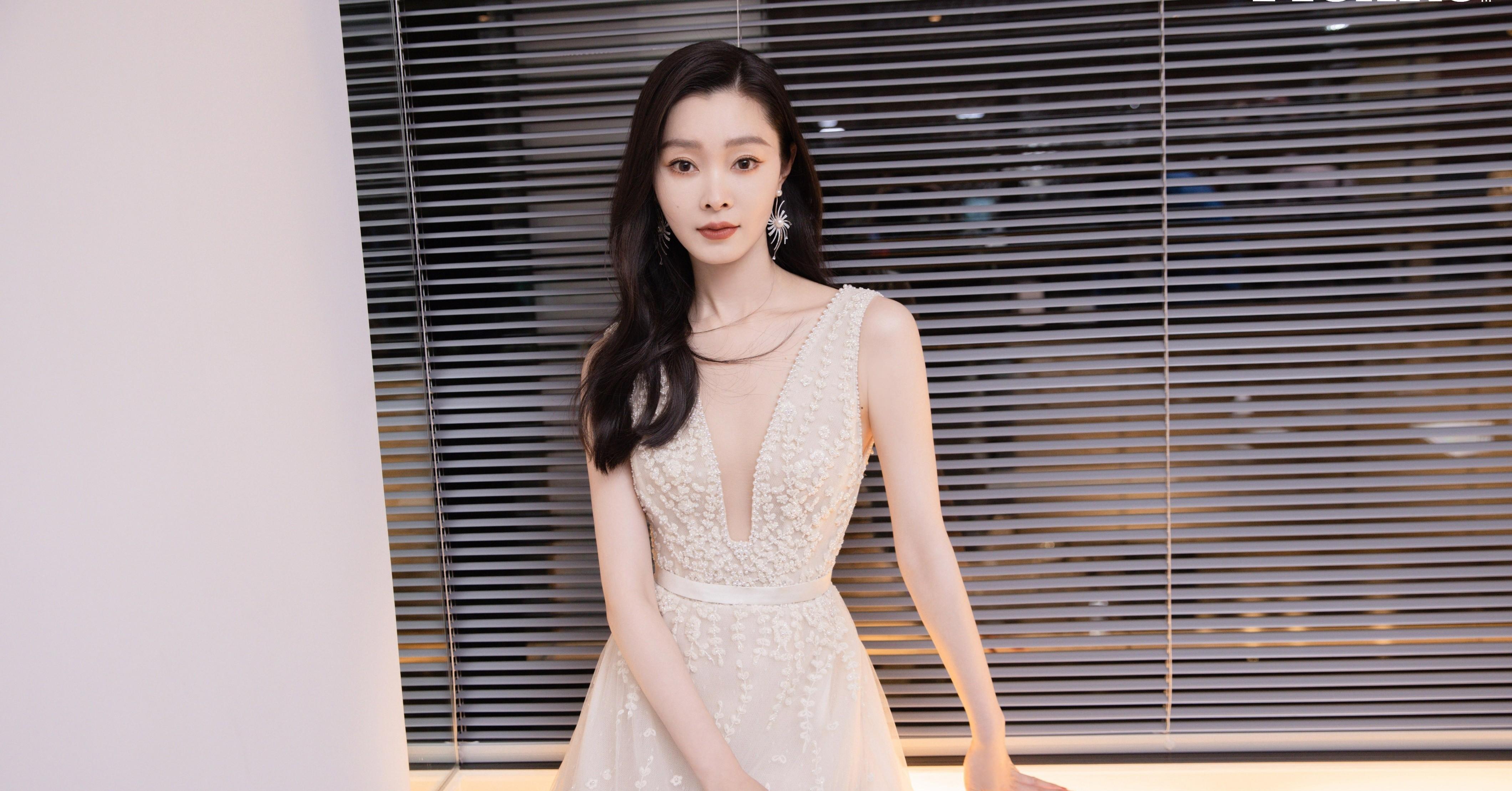 宋轶的"蚂蚁腰"好惹眼,可爱性感,造型美出高级感_连衣裙_粉色_公主