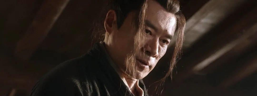 63岁武大郎,"深v"潘六姐:潘长江也救不回,到底有多辣眼?