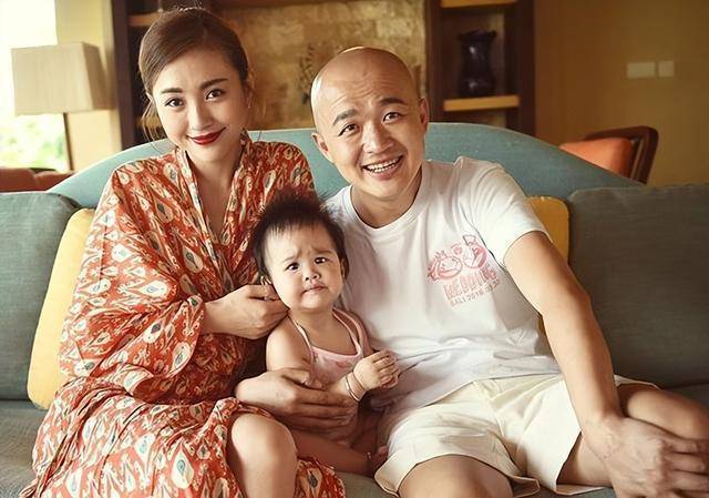 包贝尔:柳岩,你有完没完?_包文婧_因为_婚礼