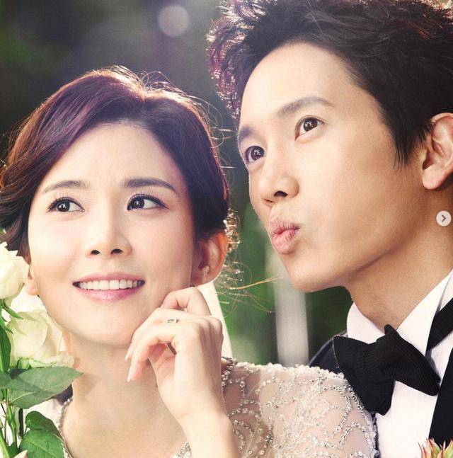 到婚后如胶似漆的韩国明星夫妻档_李宝英_池晟_因为