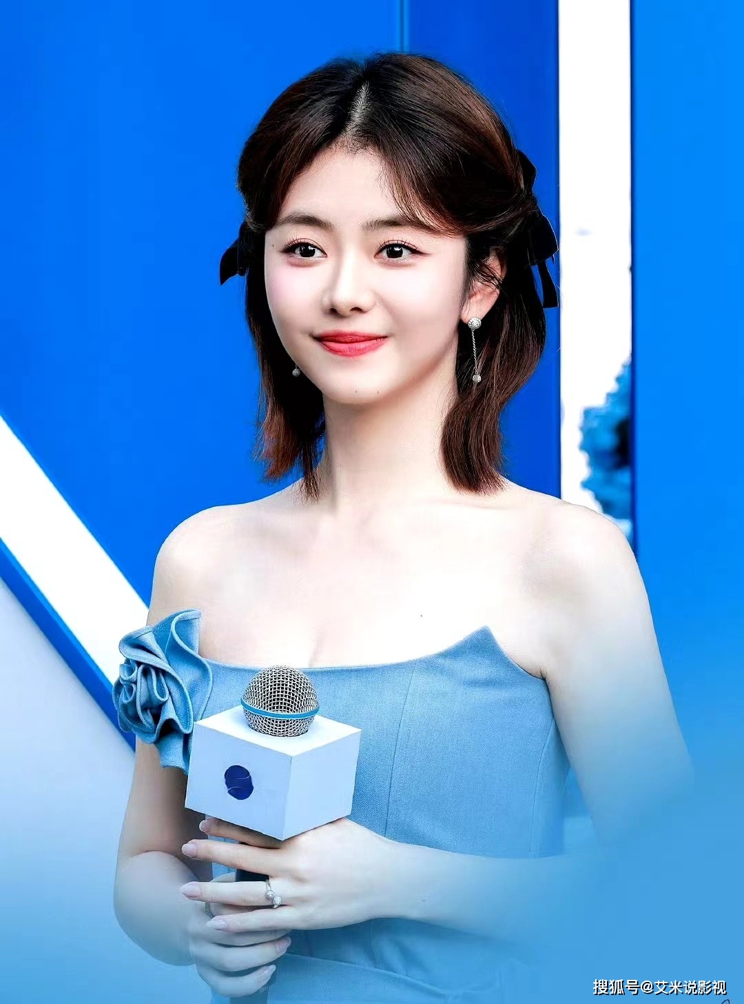 谭松韵作配,今在新剧扛起女一号,搭档95后小生cp感十足_演技_何泓姗