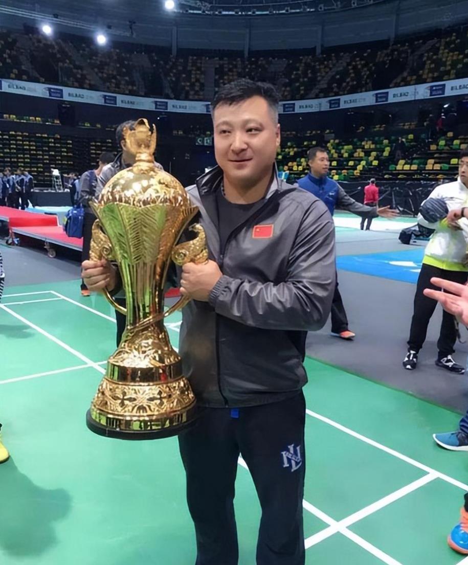 于洋的人生现状又如何_李昂_中国羽毛球_德国