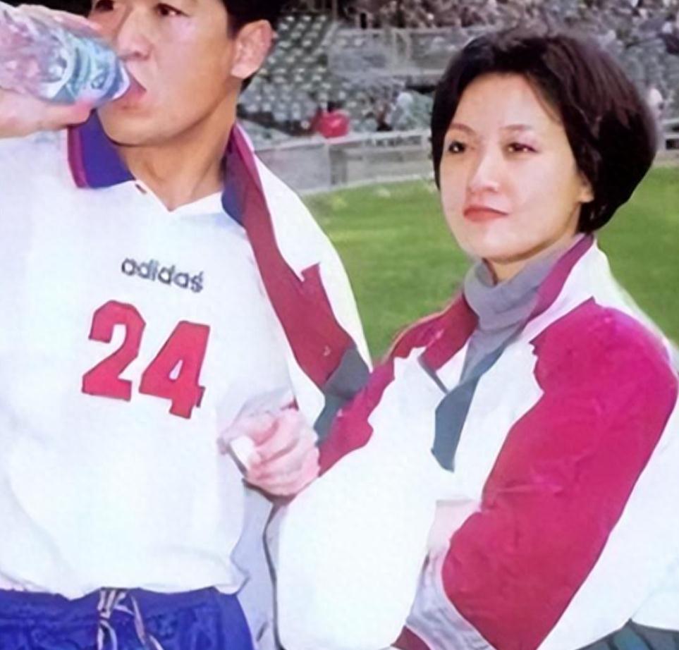 罗秀春:与张国立分手34年,他再婚有烦恼,而她至今单身牵挂儿子_婚姻