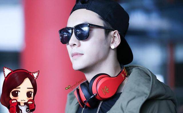 其实,今年已经三十四岁的陈伟霆也确实到了该结婚生子的年龄,可是他的