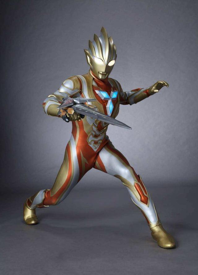 他是塔尔塔罗斯从戴拿奥特曼播出的时间线上带回来了