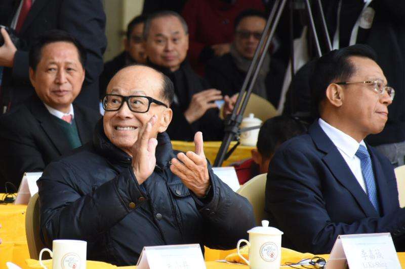 大水灾,这次李嘉诚捐款3千万,李兆基也捐款2千万_香港_大富豪_基金会