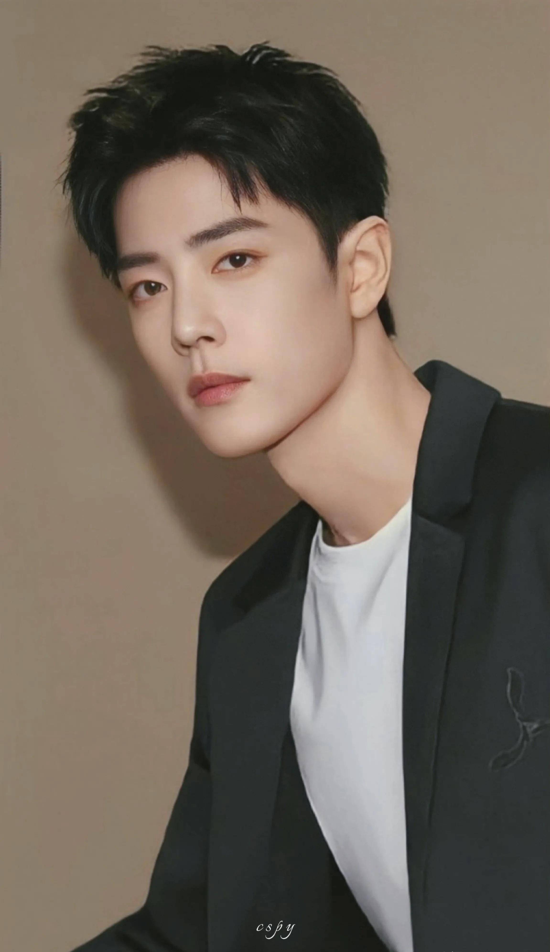 存图:手机内存放不下的肖战照片_气质_造型_大气