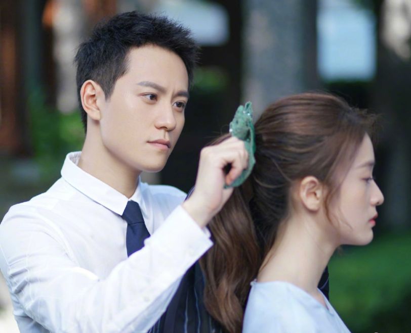 舒畅:出道29年零绯闻,狂捧表妹遭翻脸,出镜带货疑翻车_杨紫_祖儿_俊杰