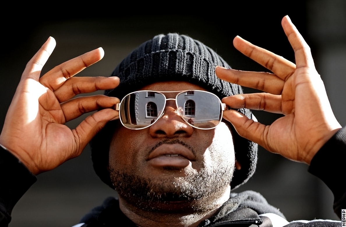 重量级老将凯文·约翰逊,输掉了在俄罗斯的首场比赛_拳击_职业_方式