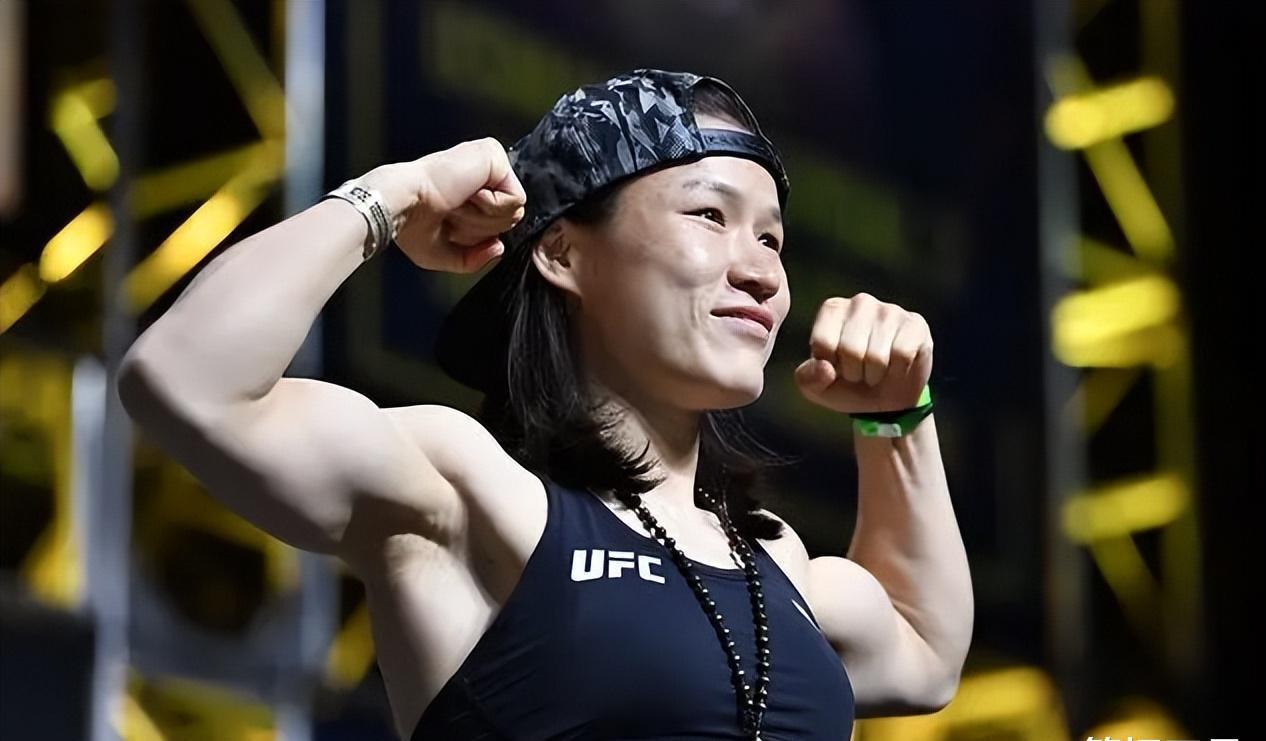 296次的单场总击打次数,不但创造了女子ufc击打记录,同时267次的打击