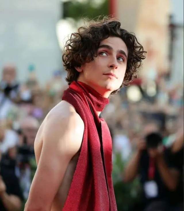 他们的爱情被证实_甜茶_女儿_lily-rose