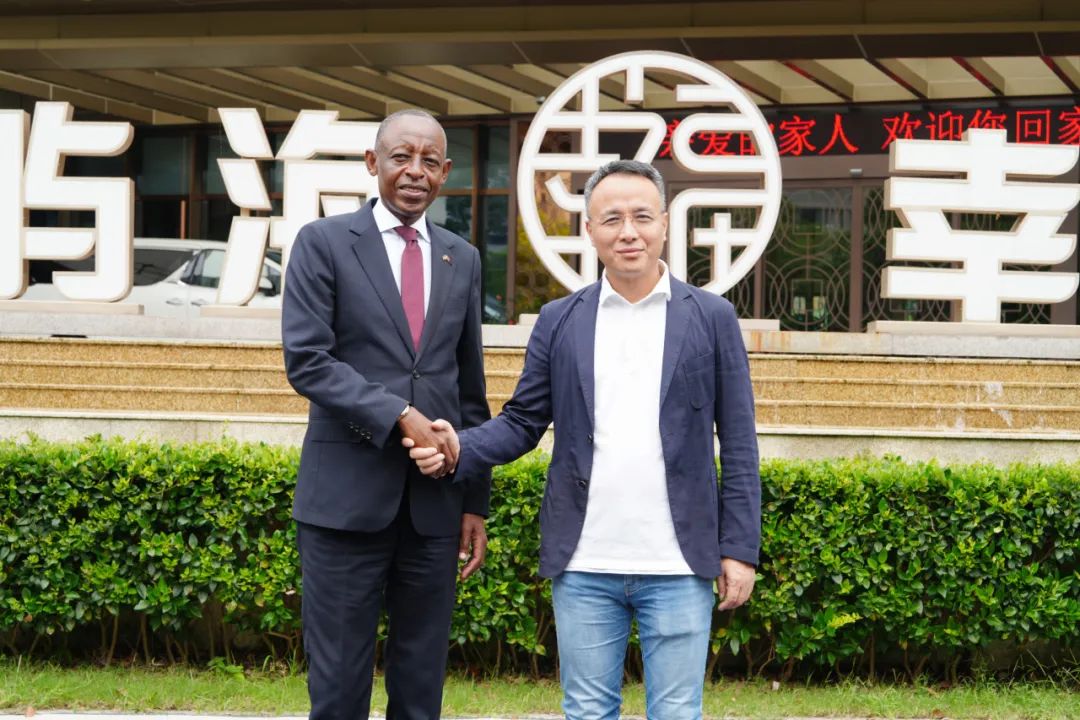 卢旺达驻华大使来访山屿海集团共话合作_詹姆斯_熊雄_高度评价