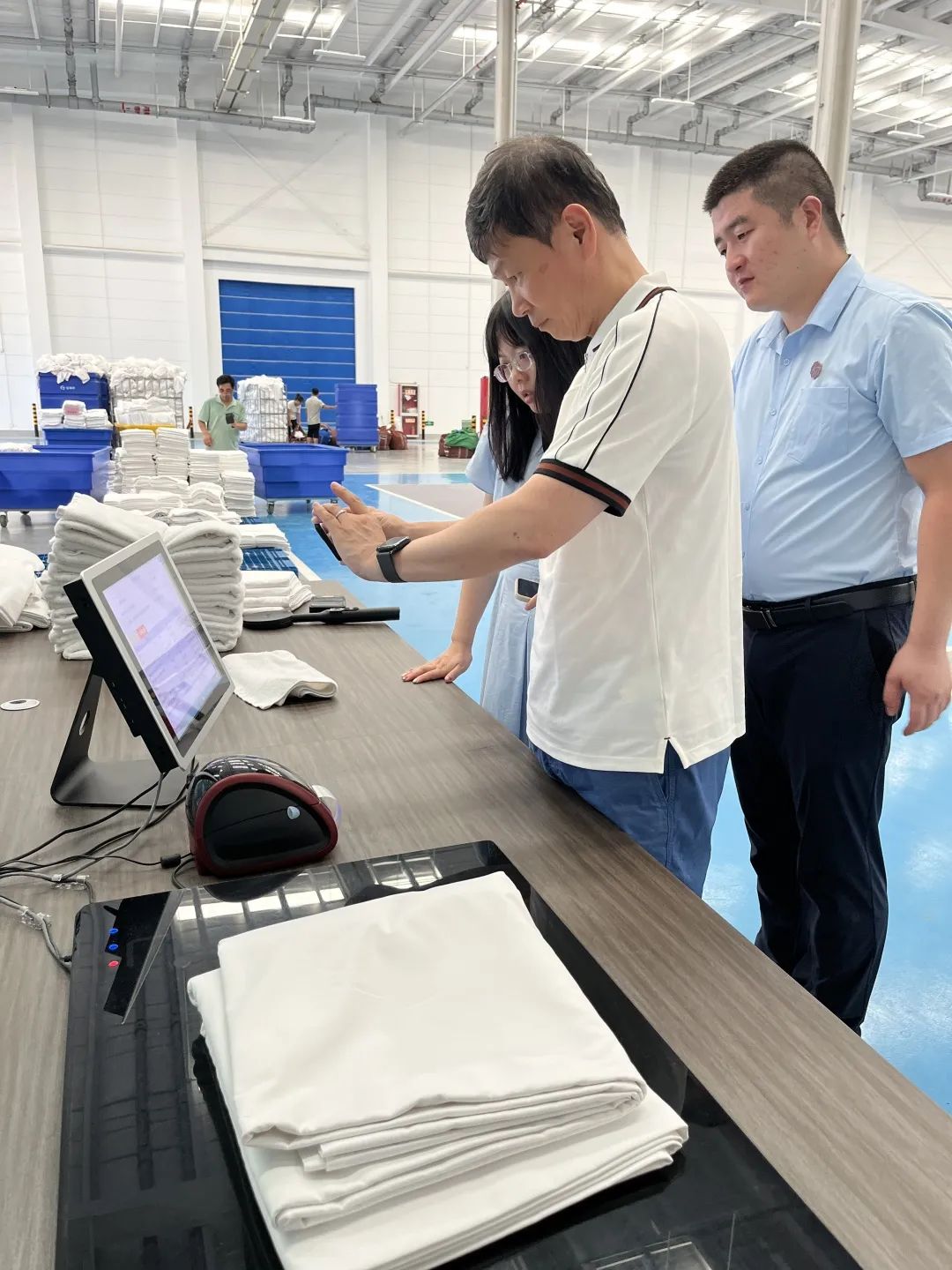 雅兰寝饰韩国分公司总经理朴奎烈回集团总部交流研讨
