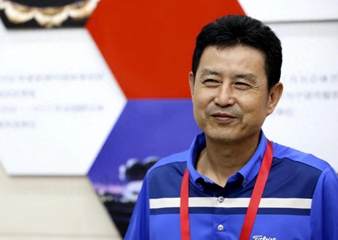 体育名帅陈忠和:二婚娶体育弟子,如今退休与女子回归家庭_李东红_排球