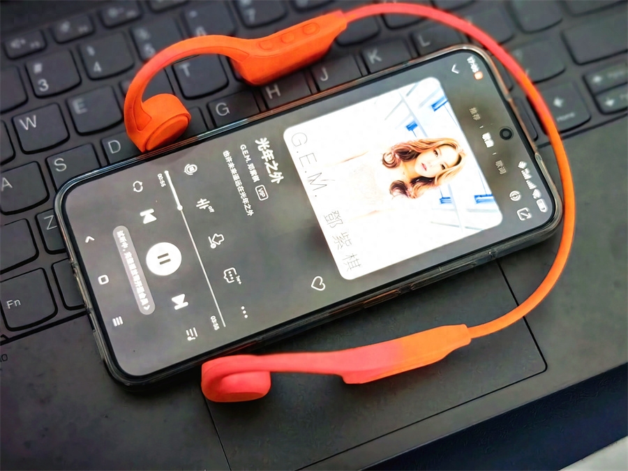 sanag塞那 B60S PRO骨传导耳机：能潜水支持mp3，才是运动达人最爱