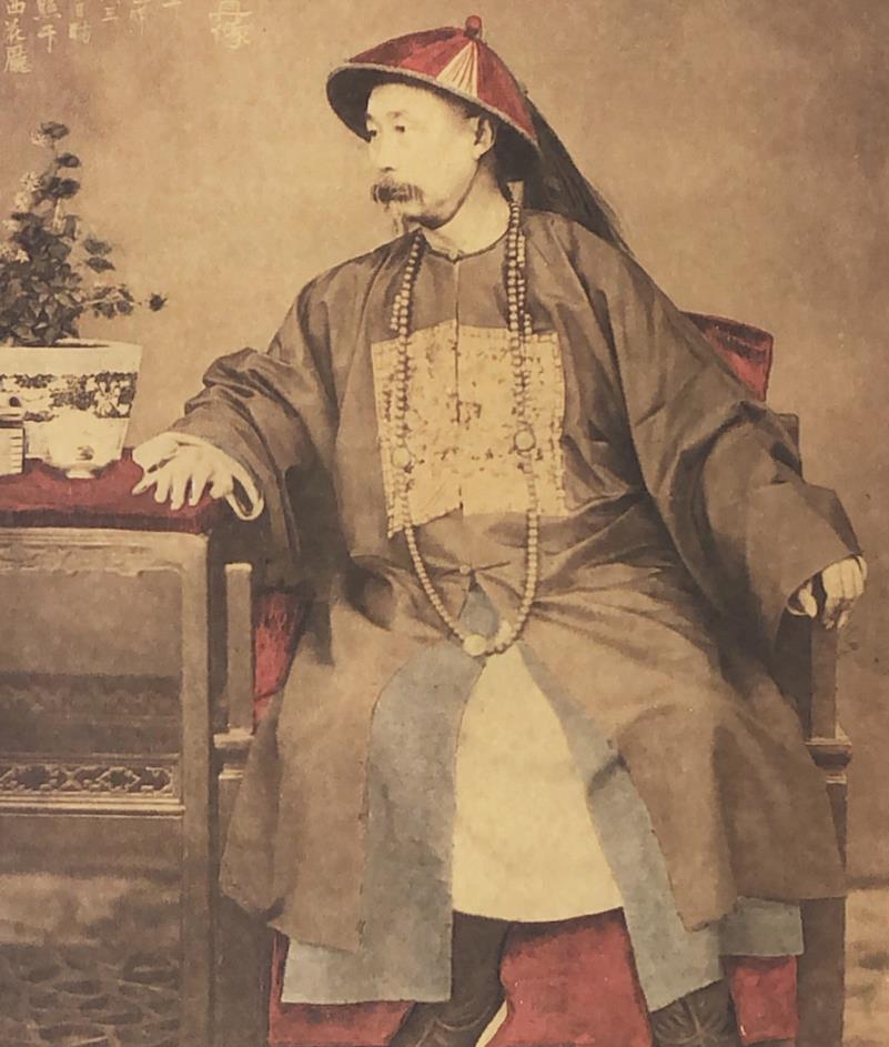 晚清李鸿章老照片:年轻时意气风发,晚年时满脸绝望!_朝廷_清朝_时候